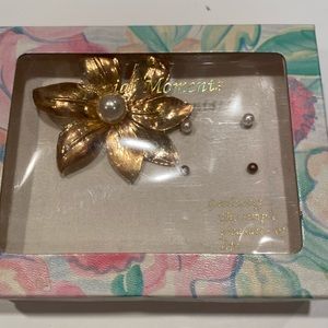 NWT & Vintage Special Moments Brooch & Pierced Earrings in Gift Box